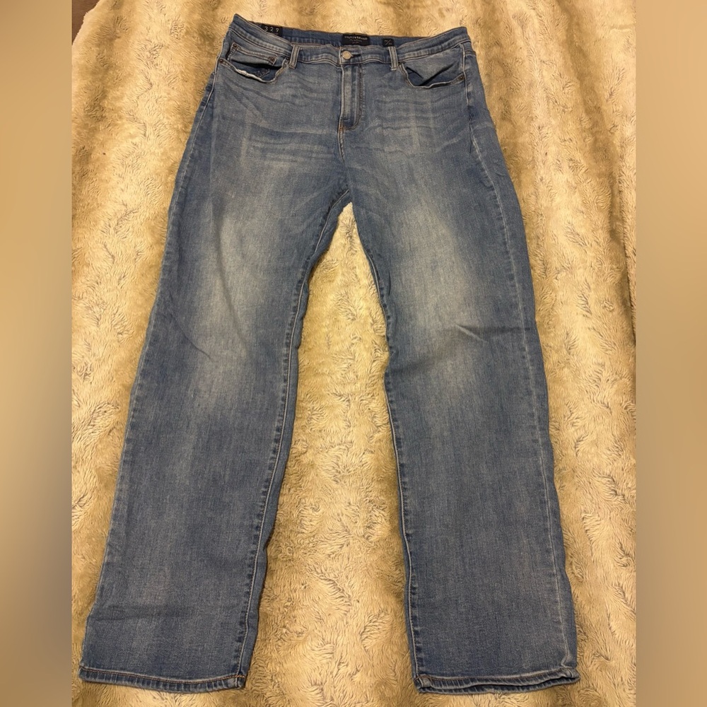 Lucky Men’s Jeans size 38 x 34 - CLASSIC STRAIGHT JEANS